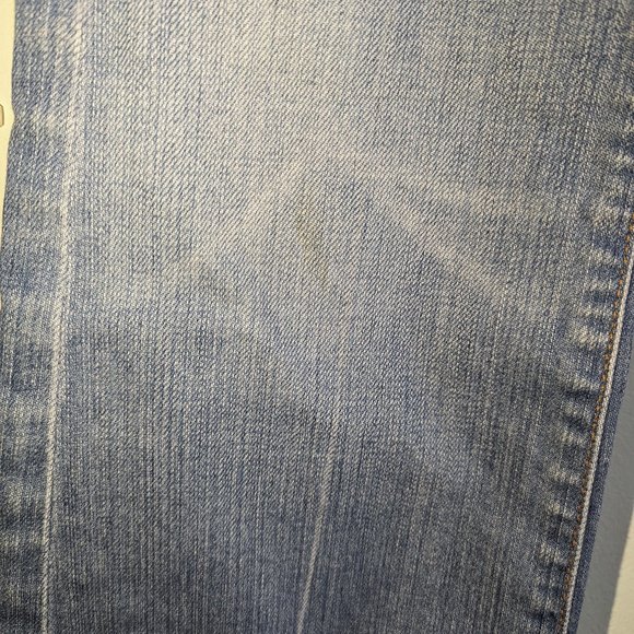 Sz. 26 --- 7 for all mankind light wash, bootcut jeans w/sqiggle pockets - Picture 15 of 16